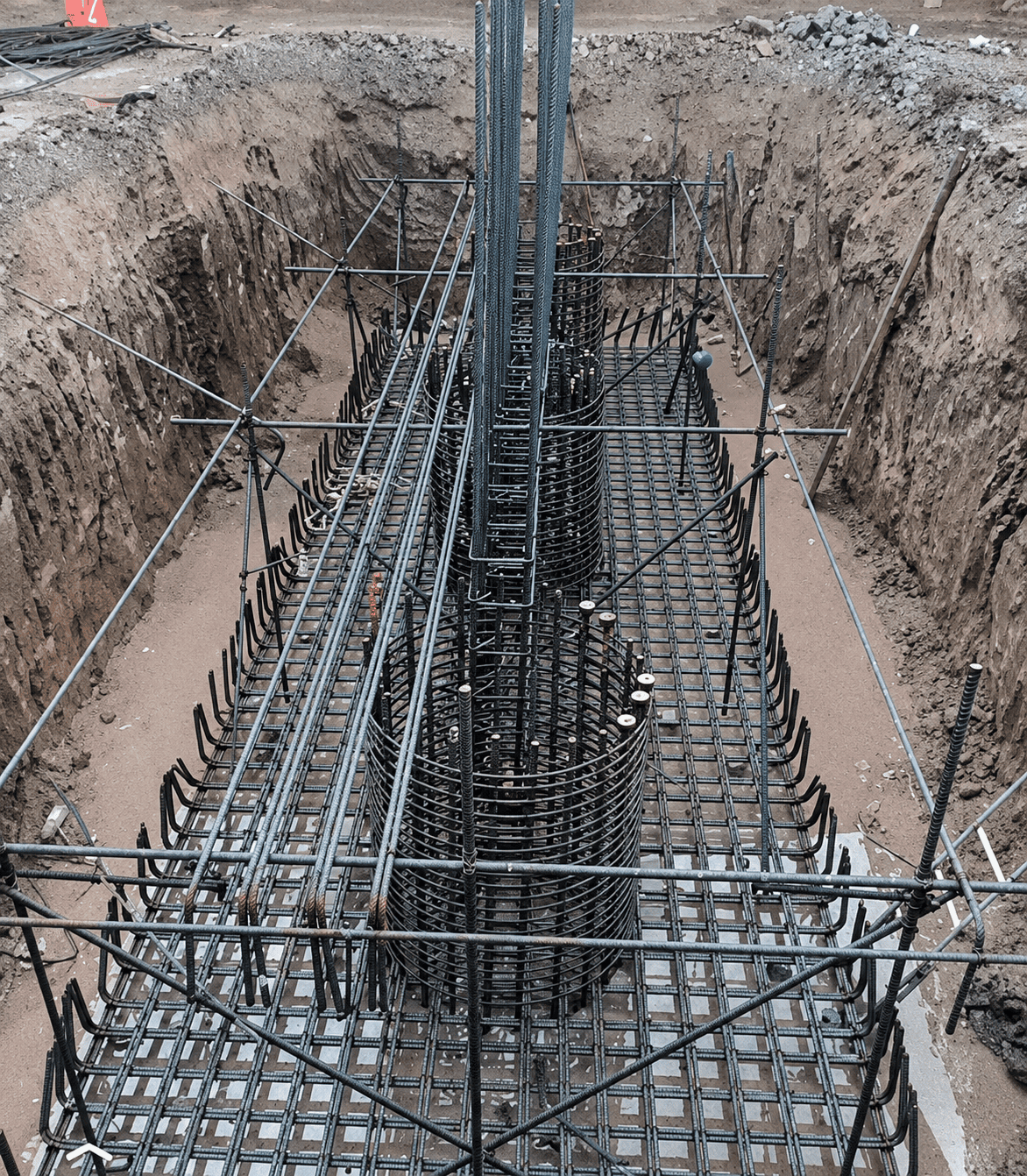 Armado de cimentación profunda con acero de refuerzo